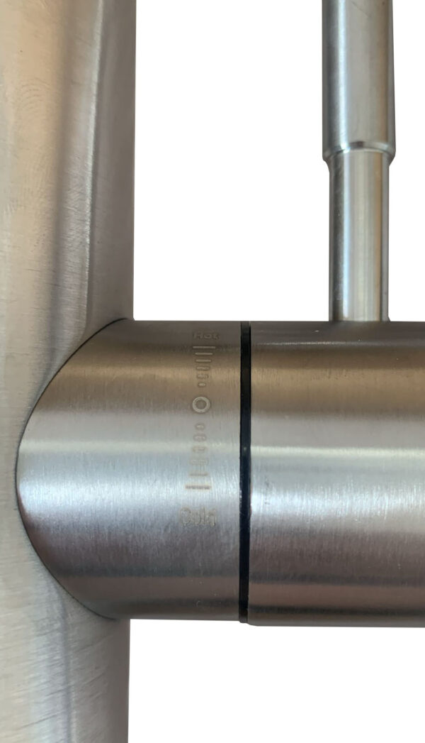 Digitaal bedienbare elektrische warmwater kraan, model SN-342 - Afbeelding 6