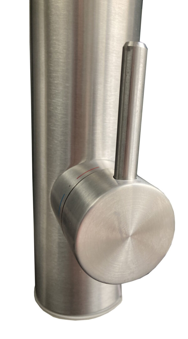 Digitaal bedienbare elektrische warmwater kraan, model XH-707 / DEMO-model - Afbeelding 7